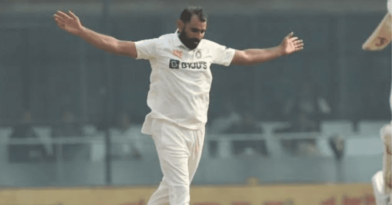 Mohammed Shami की तेजतर्रार गेंद ने जड़ से उखाड़ स्टंप्स, देखता रह गया बल्लेबाज